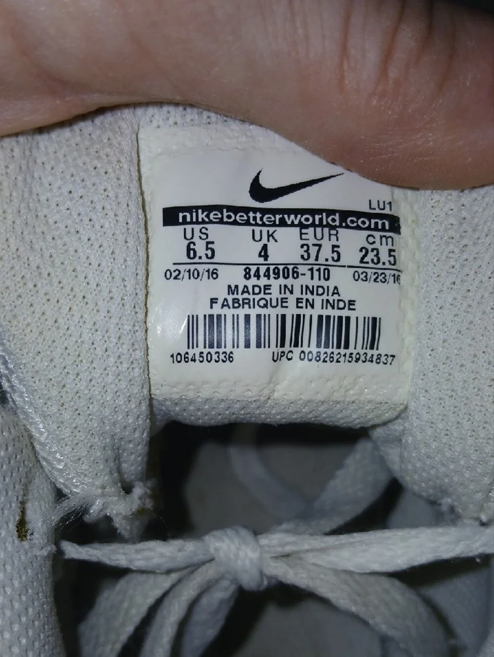 Womens Nike Court Burrough Mid Triple White Hi Top Sneakers Sz: 6.5